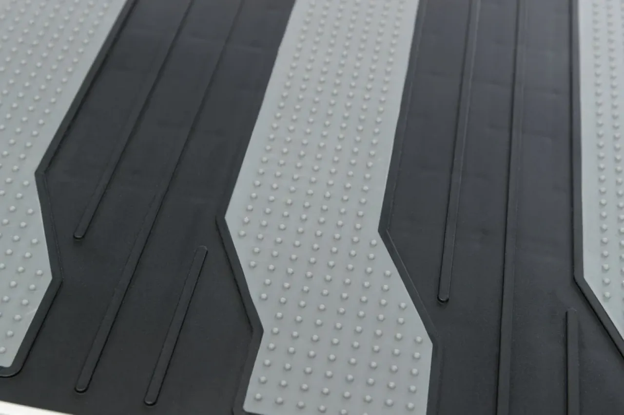4-stufige Falt-Treppe, Aluminium/TPR